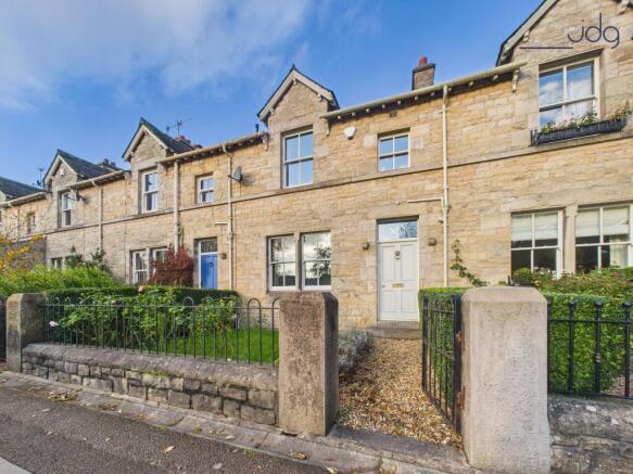 Welcome to Royal Albert Cottages