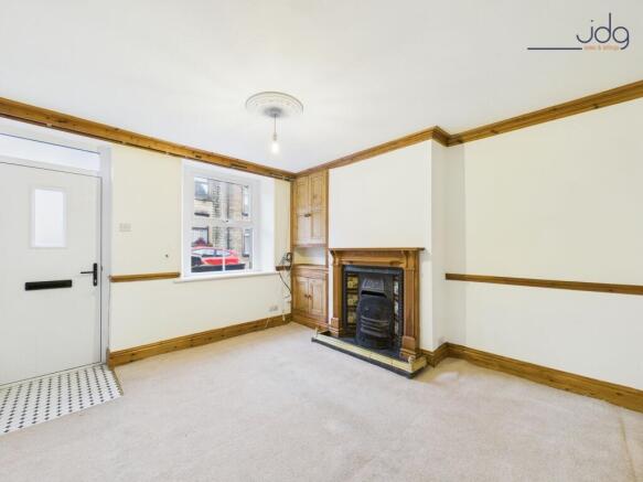 Lounge With Working Stove