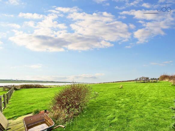 Garden Views and Land
