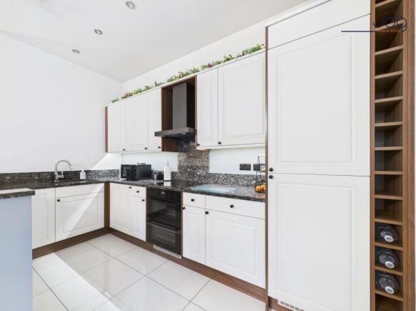 Open Plan Living / Kitchen