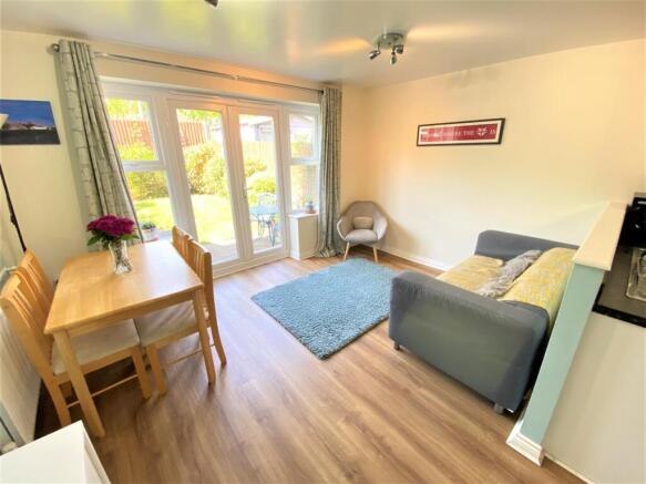 Dining/Sitting Room