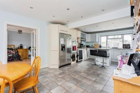 Leylands Road, Burgess Hill