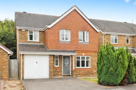 Foxglove Close, Burgess Hill