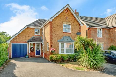 Henley Close, Maidenbower, Crawley