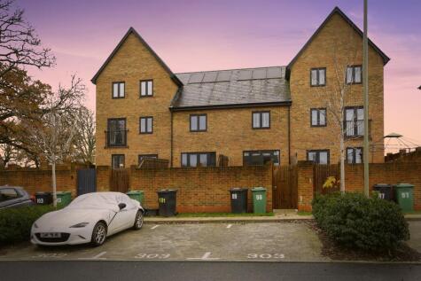 Bluebell Way, Whiteley, Fareham