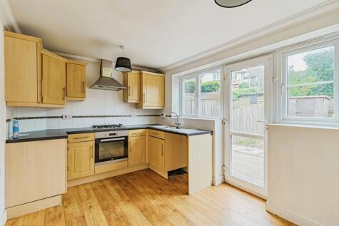 Cuckmere Close, Hailsham