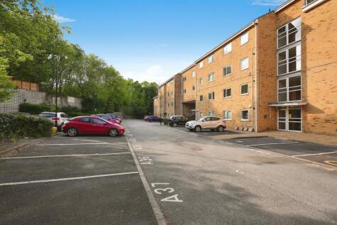 Halifax Road, Huddersfield