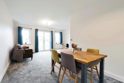 Rosemeade Court, Huddersfield