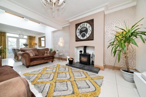 Bricknell Avenue, Hull