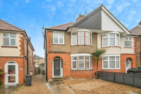 Mornington Avenue, Ipswich