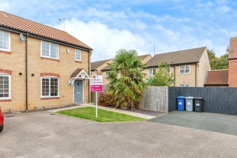 Woodford Road, Burton Latimer, Kettering