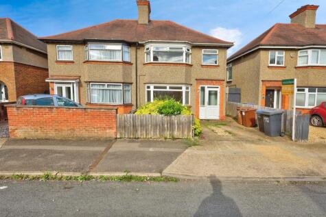 Bushland Road, Northampton