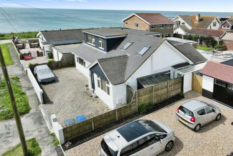 Peacehaven - 5 bedroom detached house for sale