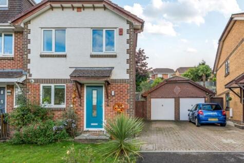 Lytchett Drive, Broadstone