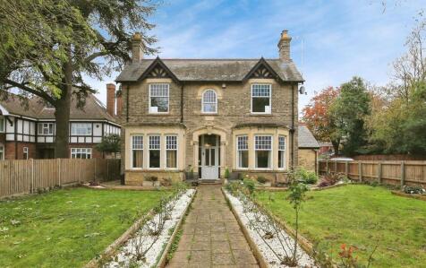 Elwyn Road, March
