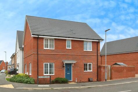 Oaklands Drive, Red Lodge, Bury St. Edmunds