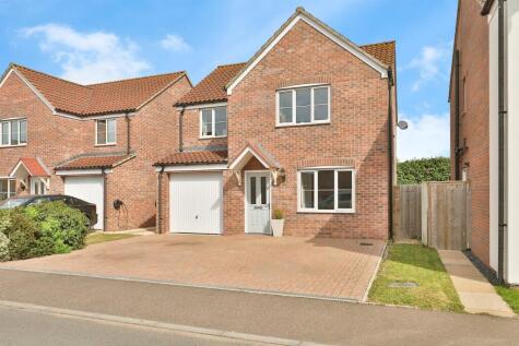Memorial Way, Lingwood, NORWICH
