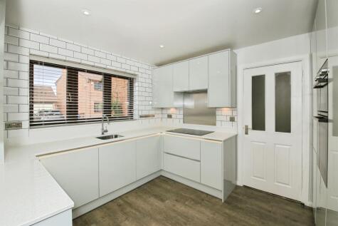 Barnfield Gardens, Whittlesey, Peterborough