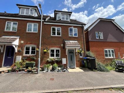Maple Fields, Seaford