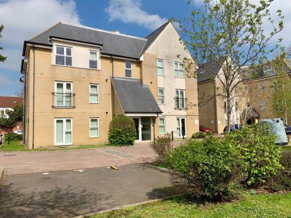 1 Bedroom Flat For Sale In Lindoe Close Banister Park