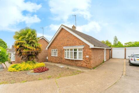 Holmes Avenue, Raunds, Wellingborough