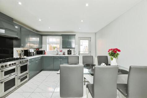 Spicers Court, Retford