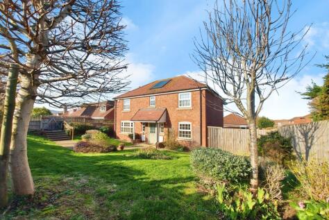 College Close, MINEHEAD