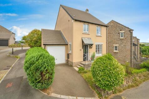 Grassmere Way, Pillmere, SALTASH