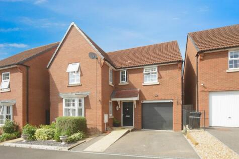 Aginhills Drive, Monkton Heathfield, TAUNTON