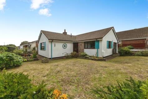 Manitoba Gardens, Cullompton