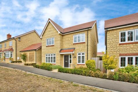 Vartenham Close, Milborne Port, Sherborne
