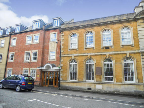 1 bedroom apartment  for sale Yeovil