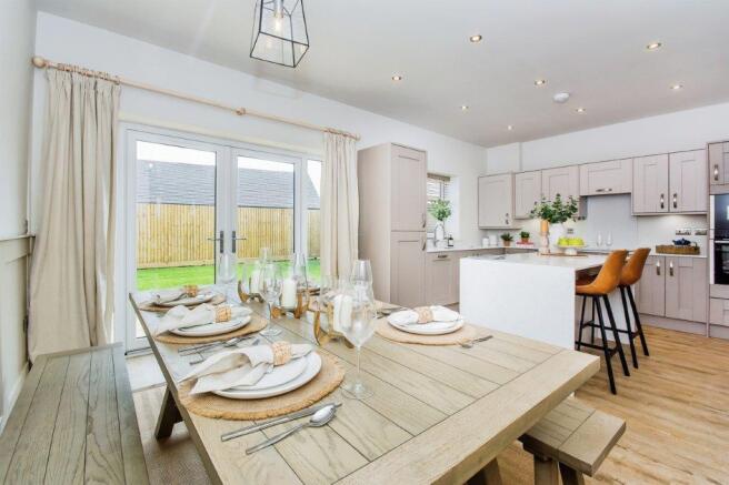Kitchen / Dining Room