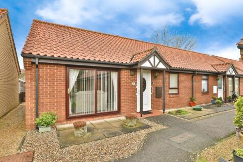 Donald Moore Gardens, Watton, Thetford