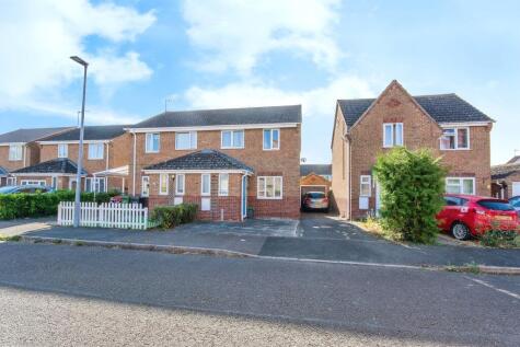 Aylmer Drive, Tilney St. Lawrence, KING'S LYNN
