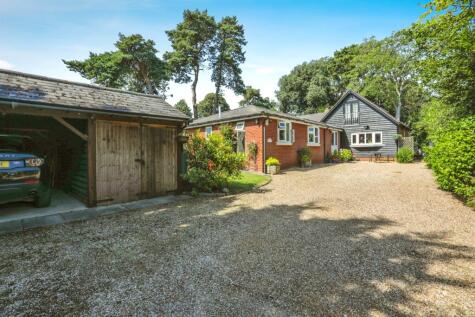 Cherry Tree Road, Woodbridge