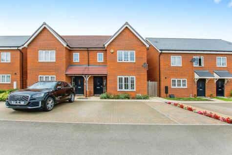 Greenfield Way, Hampton Water, Peterborough