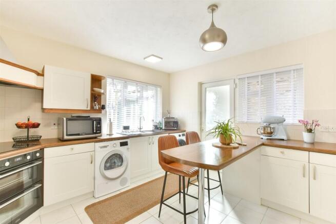 Kitchen/Breakfast Room