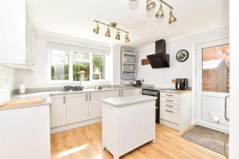 Hutchins Way, Horley, Surrey