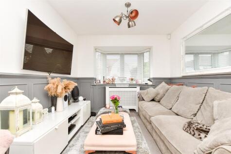 Beechwood Villas, Salfords, Surrey