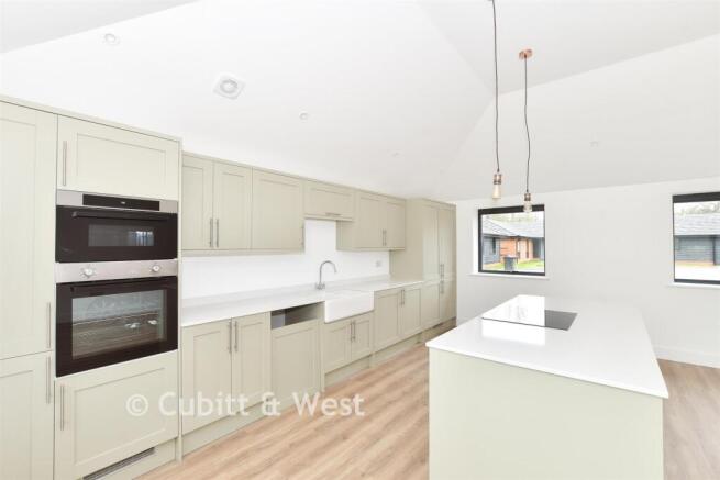 Lounge/ Kitchen/ Diner