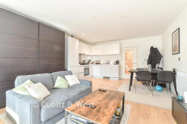 Lounge/Kitchen/Bedroom