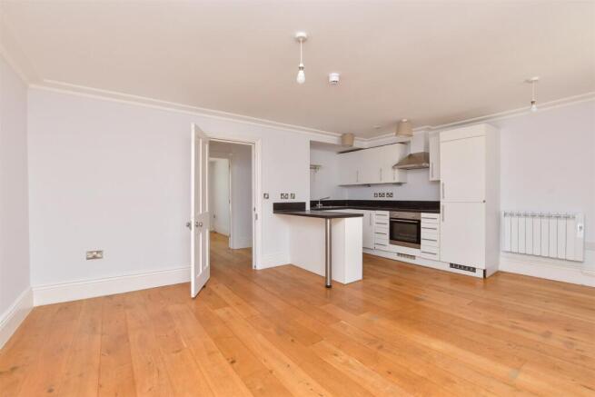 Lounge/ Kitchen/ Diner