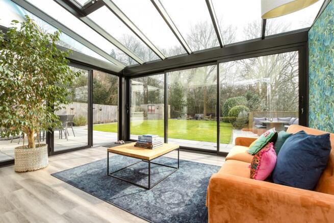 Glazed Sitting Area