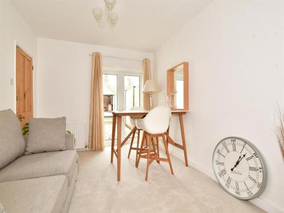 Dining Area 1