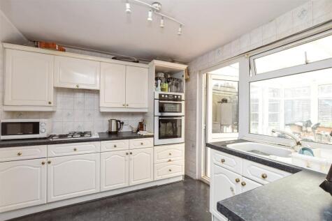 Staplehurst Close, Reigate, Surrey