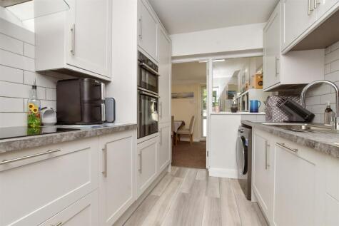 Lynmouth Avenue, Morden, Surrey