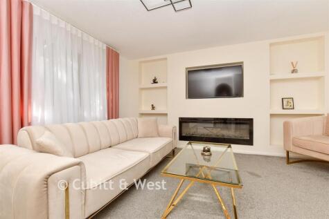 Chipstead Close, Belmont, Sutton, Surrey