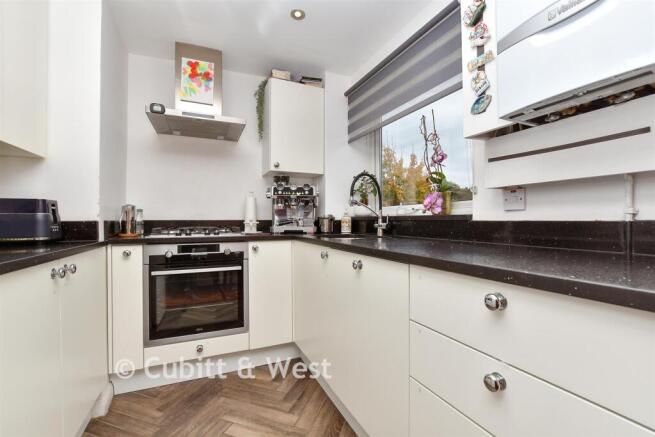 Kitchen/Dining Area