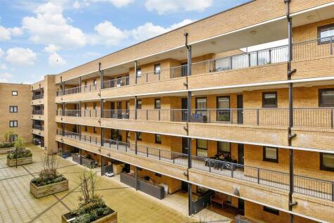 London Road, Wallington, Surrey